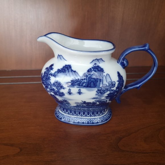 Vintage Bombay and Noritake porcelain creamer - Picture 2 of 9